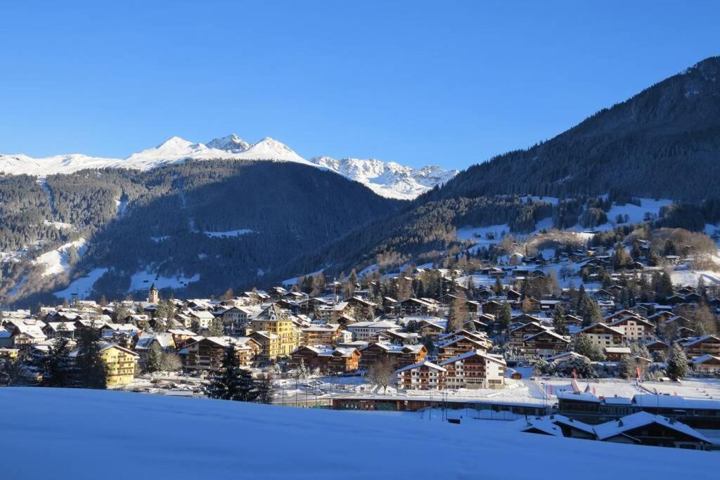 Appartement In Hus Signal Met Prachtig Uitzicht Op De Bergen Klosters-Serneus Exterior foto