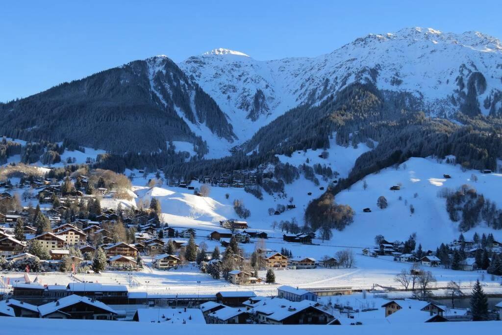 Appartement In Hus Signal Met Prachtig Uitzicht Op De Bergen Klosters-Serneus Exterior foto